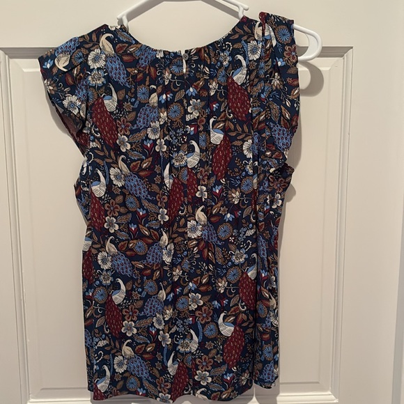 Loft Dressy Flutter Sleeve Top Size Small NWT - Picture 3 of 3